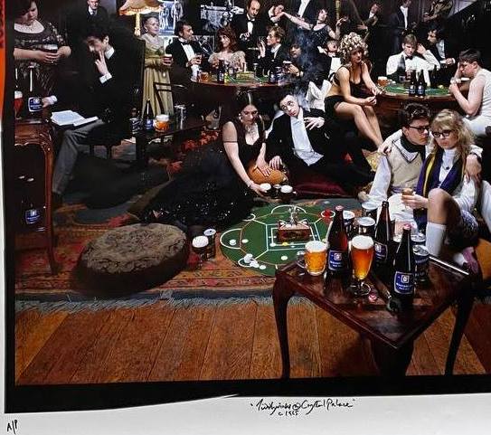 Tiddlywinks Crystal Palace, photo prise pour publicité Whitbread Ale, fête étudiante avec consommation de bière, par Michael Joseph. – Image 8