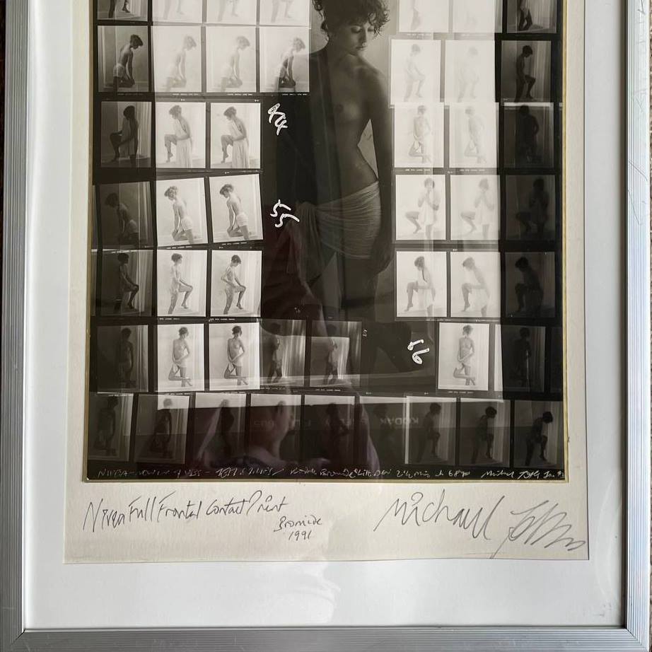 Nivea composition - Planche contact Femme nue et baignoire, Belle Composition Brune vintage réalisée par le photographe – Image 2