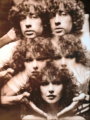 Cinq visages aux cheveux bouclés à profusion, tirage d'essai des années 60 par Michael Joseph