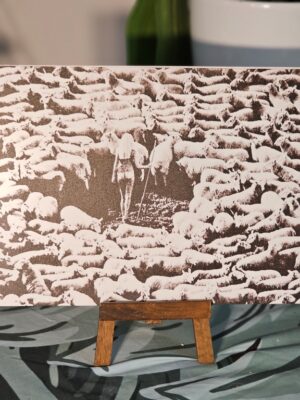 Woman in Wool, slightly warm-toned edition – matte finish – print on aluminium