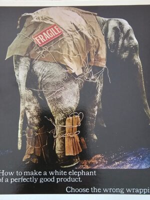 "Le Mauvais Emballage" Carte Postale de Michael Joseph