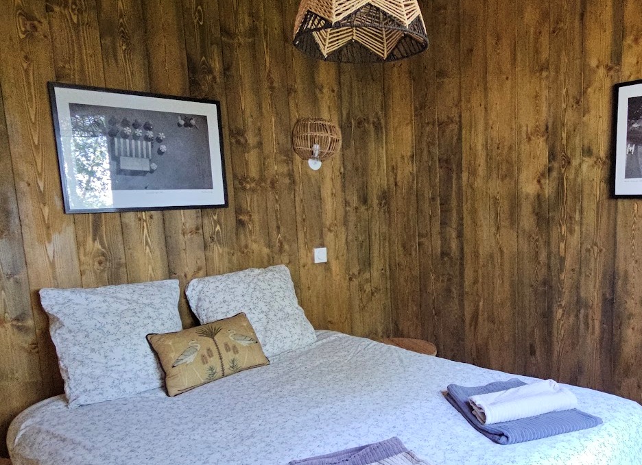 Parasols de Cadaques - affiche de la série "Pirelli" - photo-shoot depuis hélicoptère par Michael Joseph – Image 3